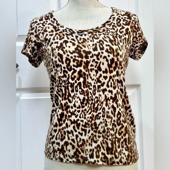 NWOT- Women’s Leopard Print Banana Republic Cozy Slub T shirt size XS - Picture 2 of 7